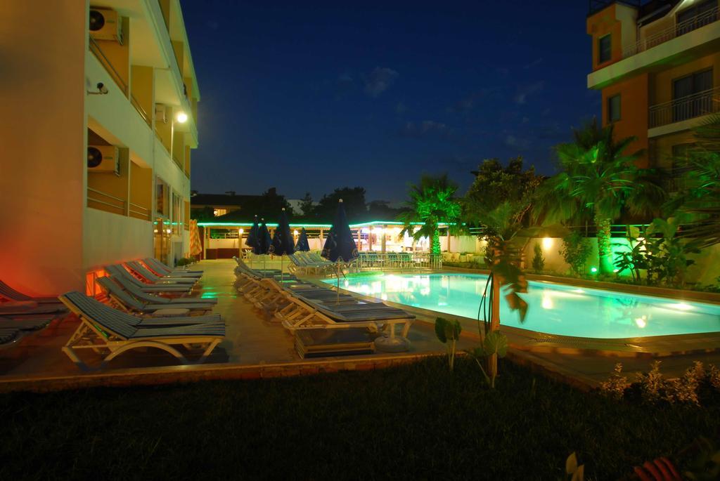 Berkay Hotel Kemer Exterior foto